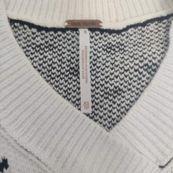 Free People Easy Street White Black Knit Vest NWOT-  XS - Picture 7 of 9